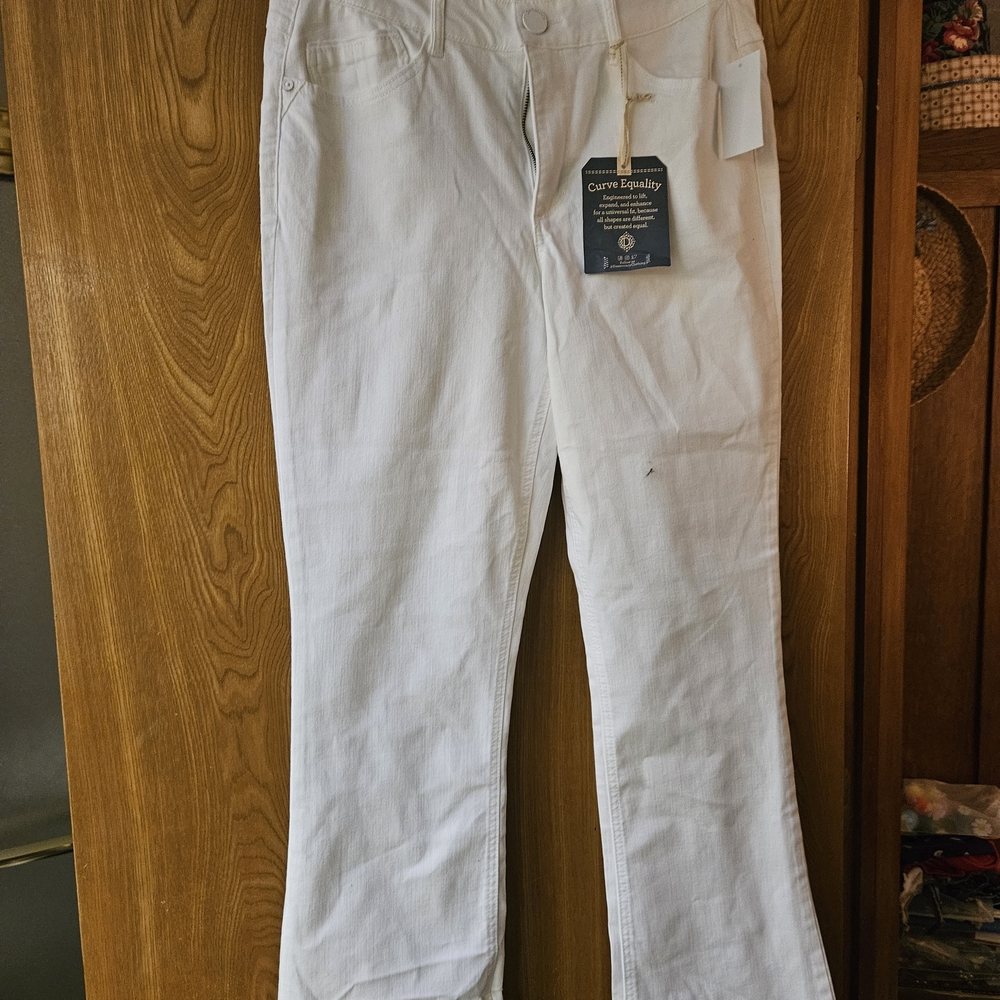 Classic White Jeans